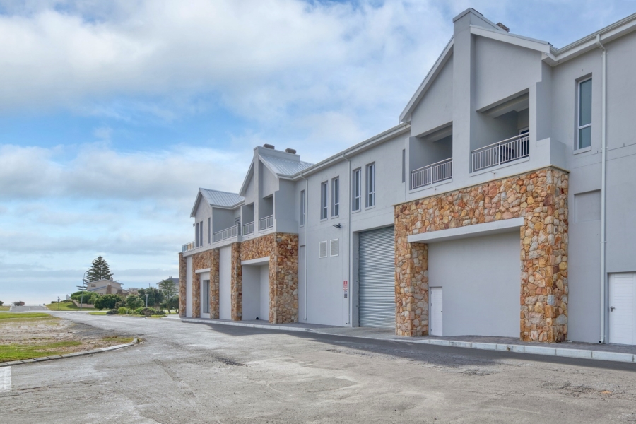 2 Bedroom Property for Sale in Struisbaai Western Cape